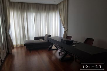 Duta Villa, Setia Alam