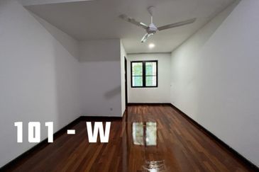 Duta Villa, Setia Alam