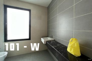 Duta Villa, Setia Alam