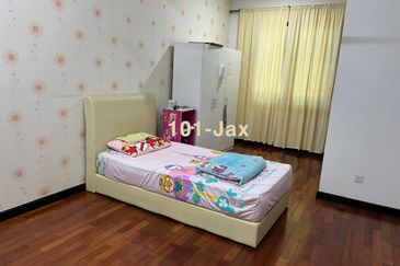 Duta Villa, Setia Alam