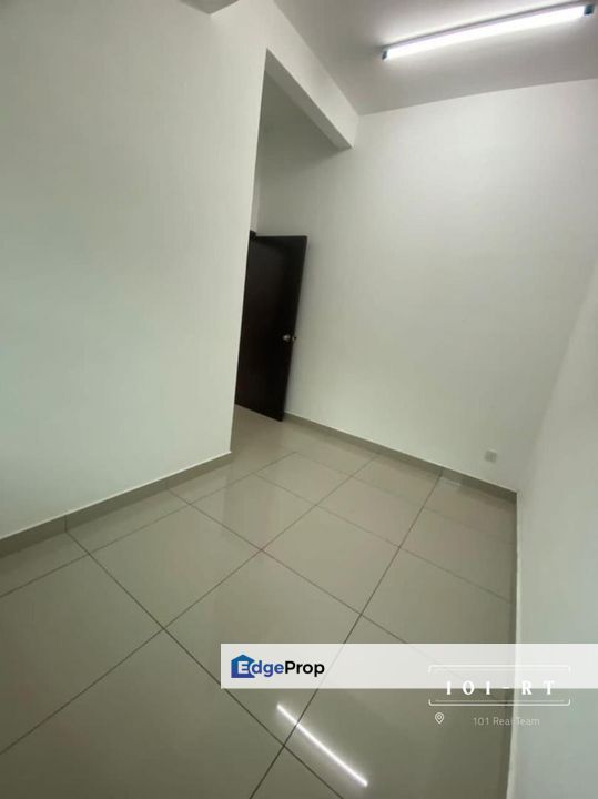 Good Condition!! Triple Storey Terrace House@ Taman Sejati 4, Sentosa, Selangor, Klang