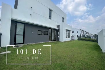 Sencilia @ Eco Sanctuary