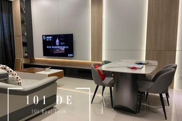 Lucent Residence @ twentyfive.7