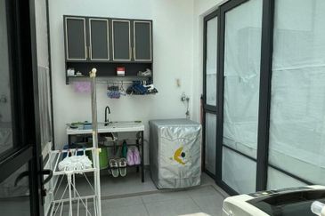 Lucent Residence @ twentyfive.7