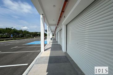 HIGH VISIBILITY!! Ground Floor Shop Commercial @Eco Sanctuary Se.Ruang Square 