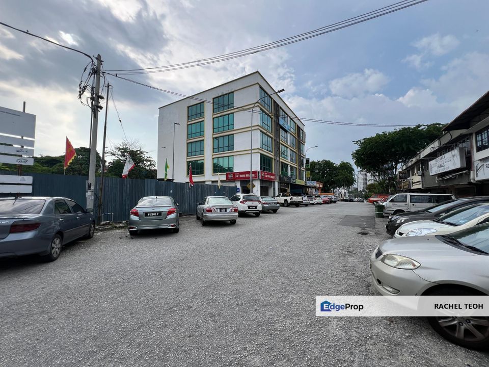 Near to Residential Area!! Ground Floor Shoplot@Taman Taynton View Cheras, Kuala Lumpur, Cheras