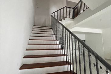 Duta Villa, Setia Alam