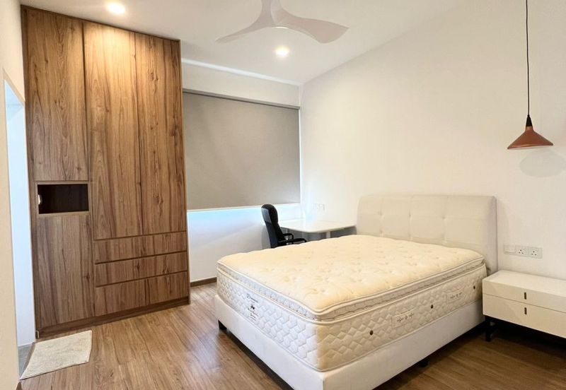 Lucent Residence @ twentyfive.7