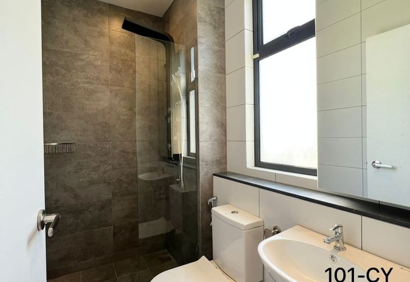 Lucent Residence @ twentyfive.7