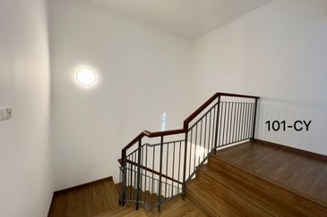 Lucent Residence @ twentyfive.7