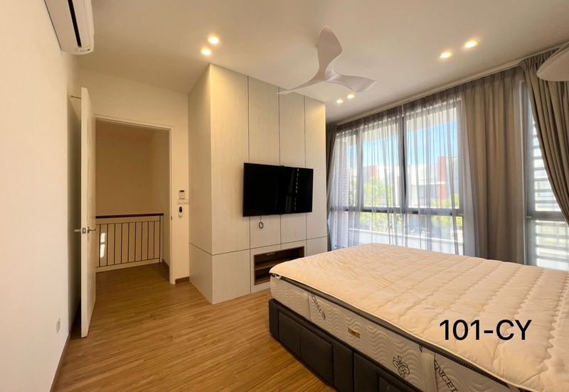 Lucent Residence @ twentyfive.7