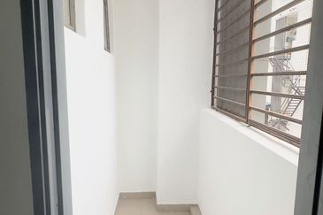 E-Boulevard, Denai Alam