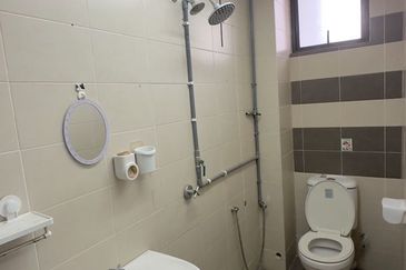 E-Boulevard, Denai Alam