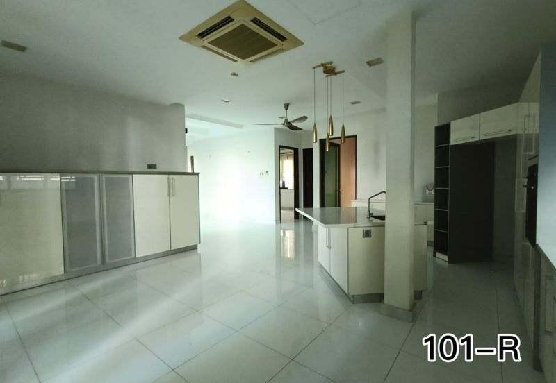 Fully Renovated!! TWIN BUNGALOW@ KK HILLS KOTA KEMUNING