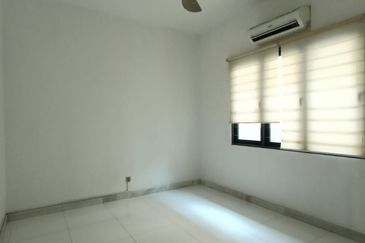 Fully Renovated!! TWIN BUNGALOW@ KK HILLS KOTA KEMUNING