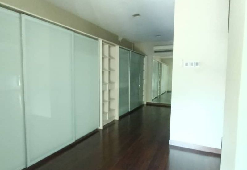 Fully Renovated!! TWIN BUNGALOW@ KK HILLS KOTA KEMUNING