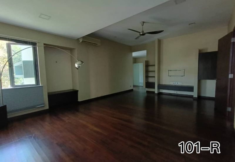 Fully Renovated!! TWIN BUNGALOW@ KK HILLS KOTA KEMUNING