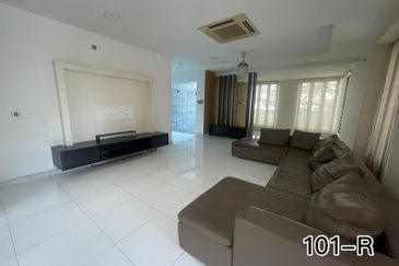 Fully Renovated!! TWIN BUNGALOW@ KK HILLS KOTA KEMUNING