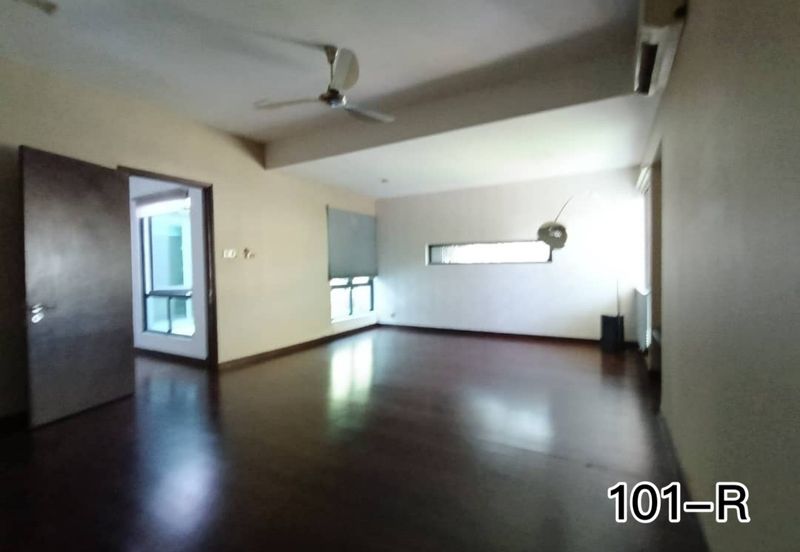 Fully Renovated!! TWIN BUNGALOW@ KK HILLS KOTA KEMUNING