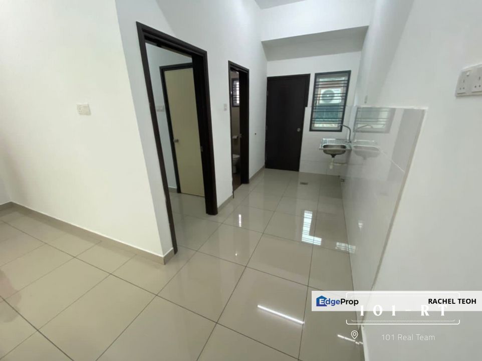PRICE DROPPED!!! Triple Storey Terrace House@ Taman Sejati 4, Sentosa Klang , Selangor, Klang