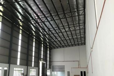 3 Storey Detached Warehouse Factory with Office@ Puncak Alam