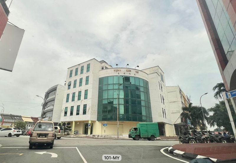 CORNER FACE ROAD! HIGH TRAFFIC! 4 Storey + 1 Roof Top Commercial Building@Jalan Raja Bot near Restoran Boston Klang