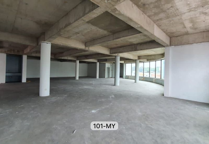 CORNER FACE ROAD! HIGH TRAFFIC! 4 Storey + 1 Roof Top Commercial Building@Jalan Raja Bot near Restoran Boston Klang