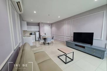 I Residence @ I City