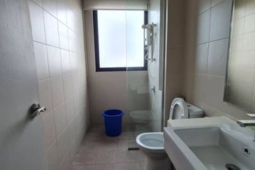 I Residence @ I City