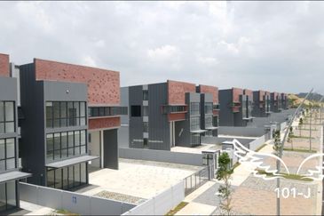 Elmina Business Park