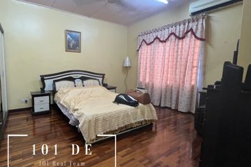 Facing No House!! Facing North!! Double Storey House@ Kota Kemuning