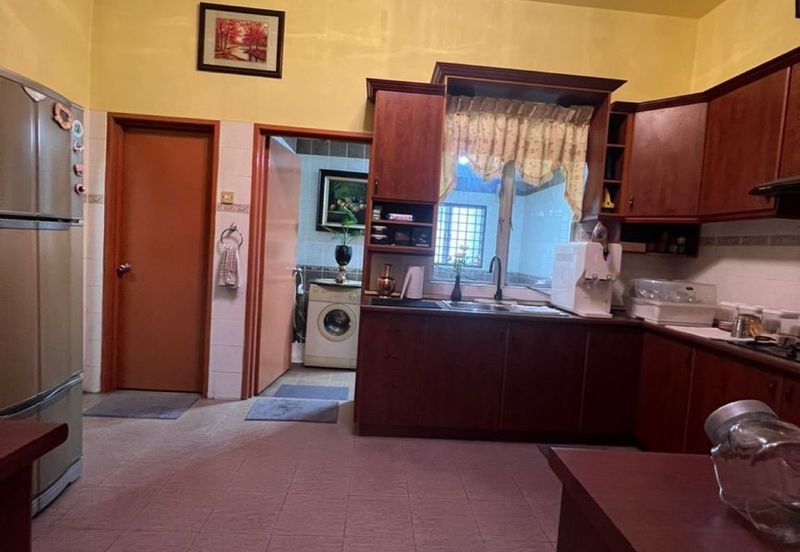 Facing No House!! Facing North!! Double Storey House@ Kota Kemuning