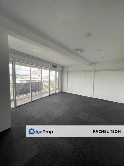 Facing main road!! With centralised air cond!! 1744sqft Office lot@The Galleria, Cyberjaya , Selangor, Cyberjaya