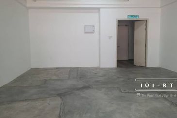 Budget Rent!!! 1,000sqft Office Lot Kenwingston Square Garden Cyberjaya
