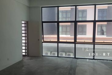 Budget Rent!!! 1,000sqft Office Lot Kenwingston Square Garden Cyberjaya