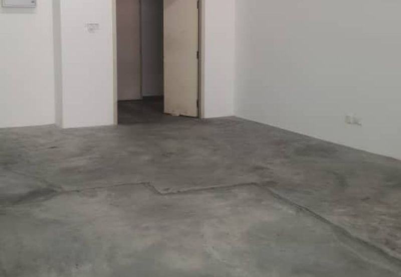 Budget Rent!!! 1,000sqft Office Lot Kenwingston Square Garden Cyberjaya