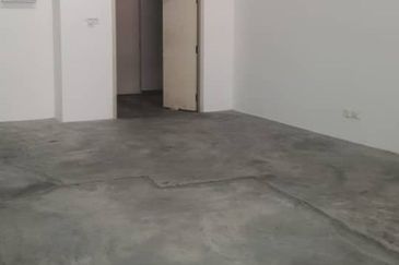 Budget Rent!!! 1,000sqft Office Lot Kenwingston Square Garden Cyberjaya