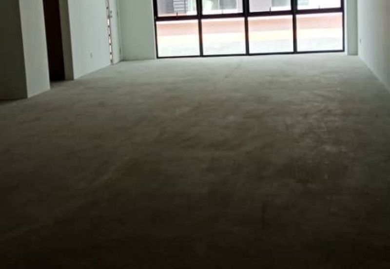 Budget Rent!!! 1,000sqft Office Lot Kenwingston Square Garden Cyberjaya
