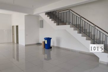 Robin @ Bandar Rimbayu