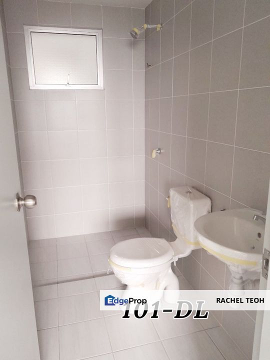 PRICE DROPPED!! BRAND NEW!! 3 Bedroom Unit@ Kemuning Idaman Apartment Kota Kemuning, Selangor, Shah Alam