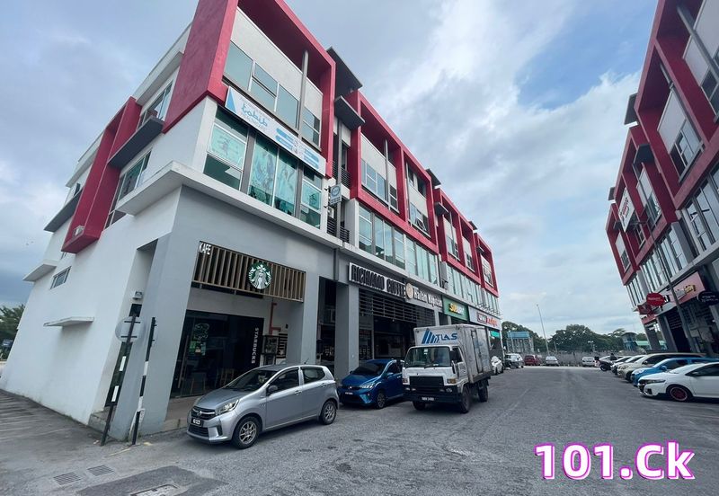HOT area ‼️ Below SPA Price ⚠️3 Storey Shoplot CORNER@Pusat Perdagangan Banting (Jalan Cemerlang)