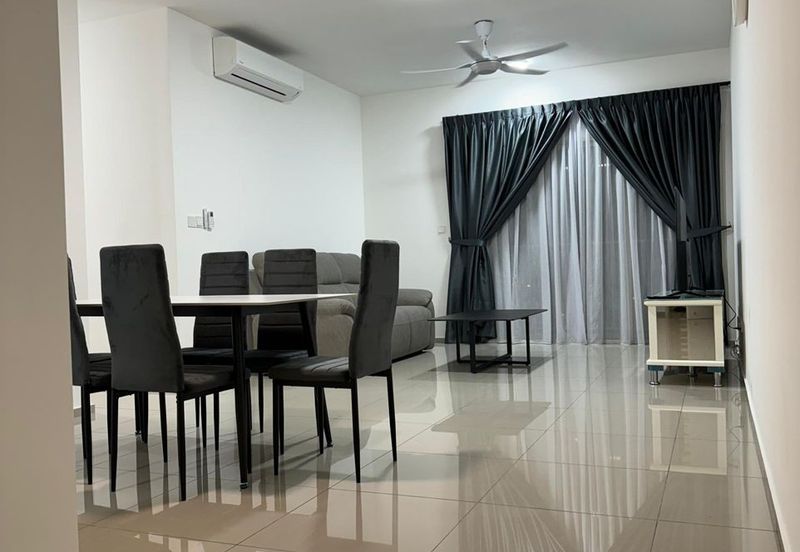 The Tresor @ Gravit 8 *