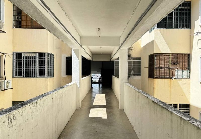 Menara Jade (Jade Tower), Taman Bukit Indah