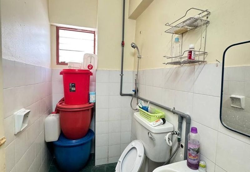 Menara Jade (Jade Tower), Taman Bukit Indah