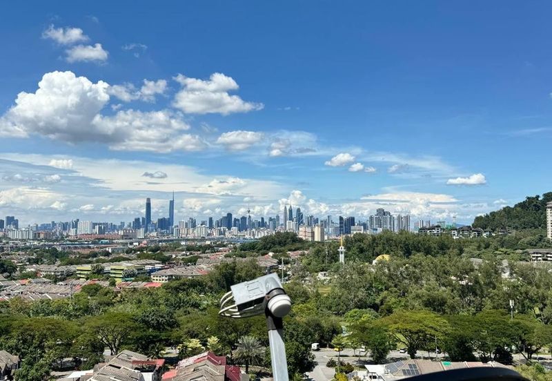 Menara Jade (Jade Tower), Taman Bukit Indah
