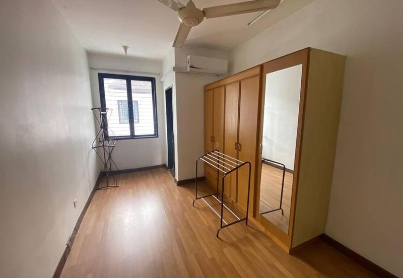 Saffron Hills @ Denai Alam