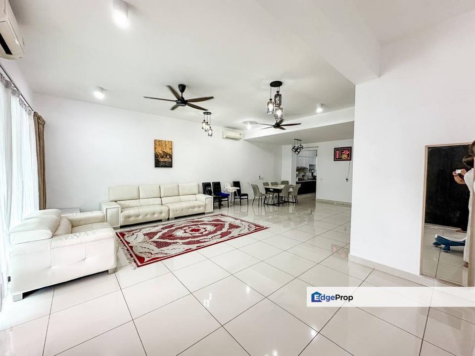 Lagenda Gardens Double Storey Superlink House For Sale , Selangor, Shah Alam