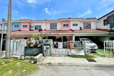 Jalan SP 4 @ Bandar Saujana Putra