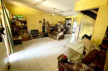 Jalan SP 4 @ Bandar Saujana Putra