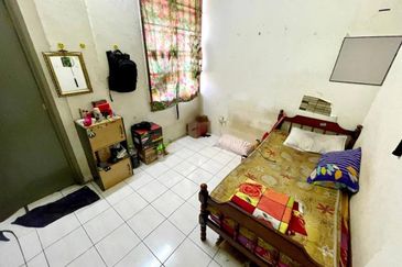 Jalan SP 4 @ Bandar Saujana Putra